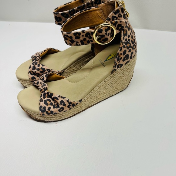 Volatile leopard knotted shewolf espadrille wedges size 9 - Picture 2 of 6